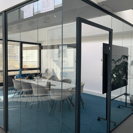 Invisible Frame Glass Rooms